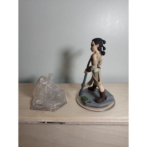 Disney Infinity 3.0 Edition: Star Wars Rey with crystal - Picture 2 of 4